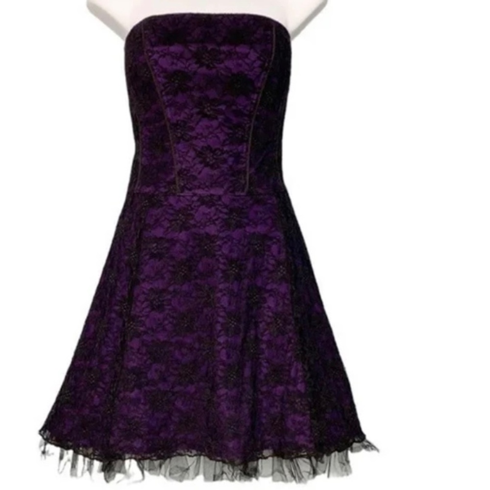 Tripp NYC Purple Strapless Lace Up Dress